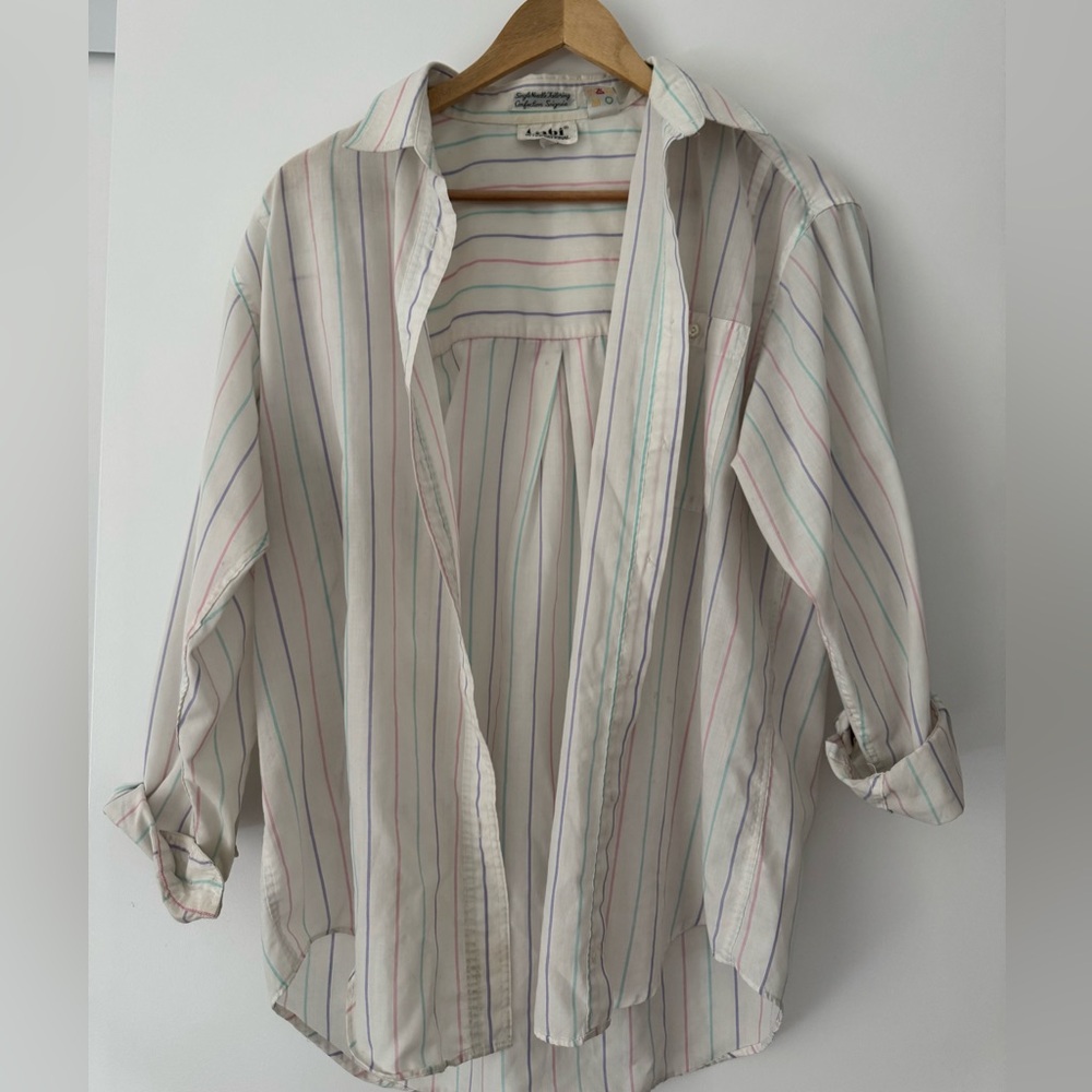 Tabi button up size Lg